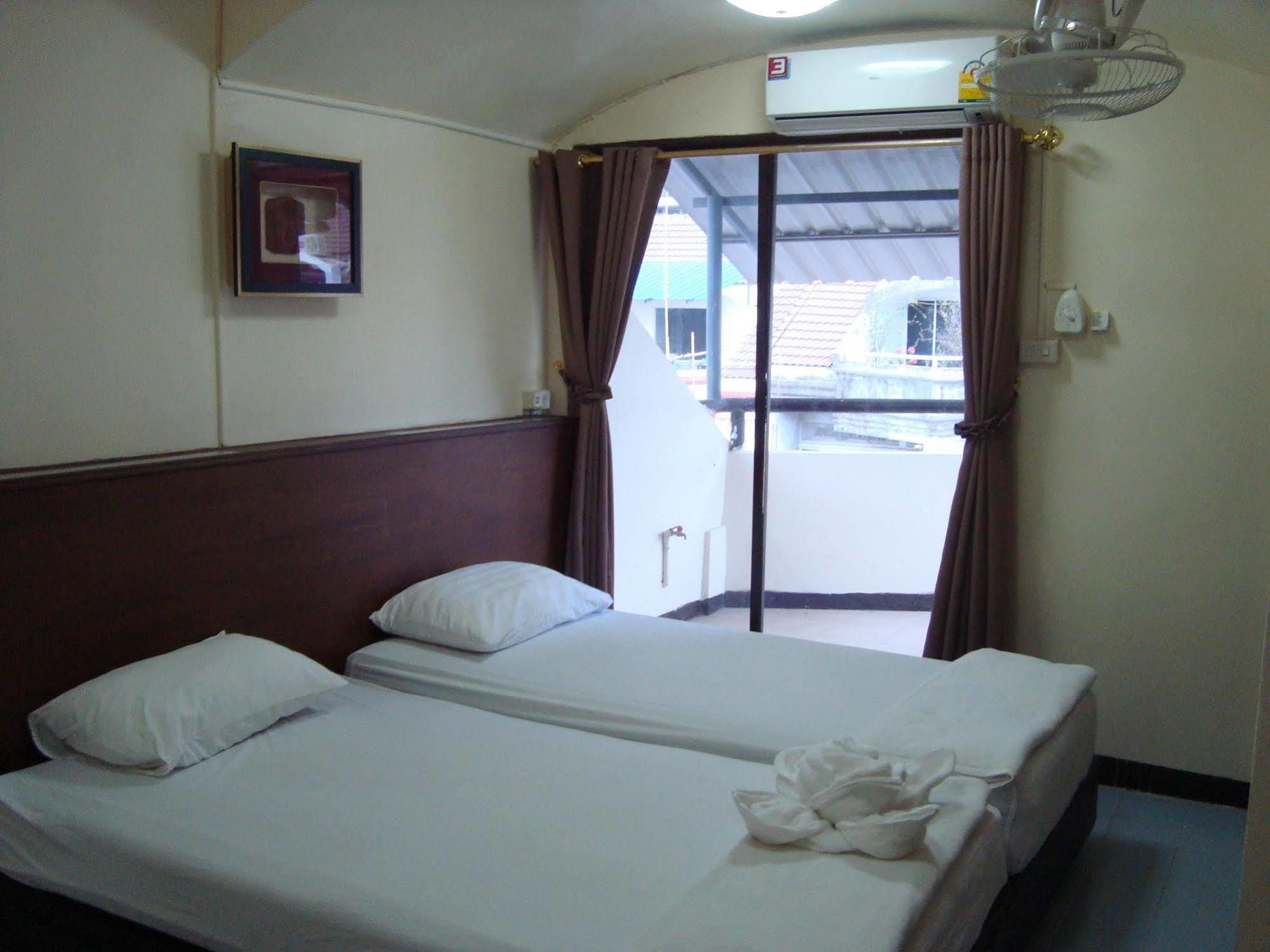 Hill Inn Pattaya Eksteriør bilde