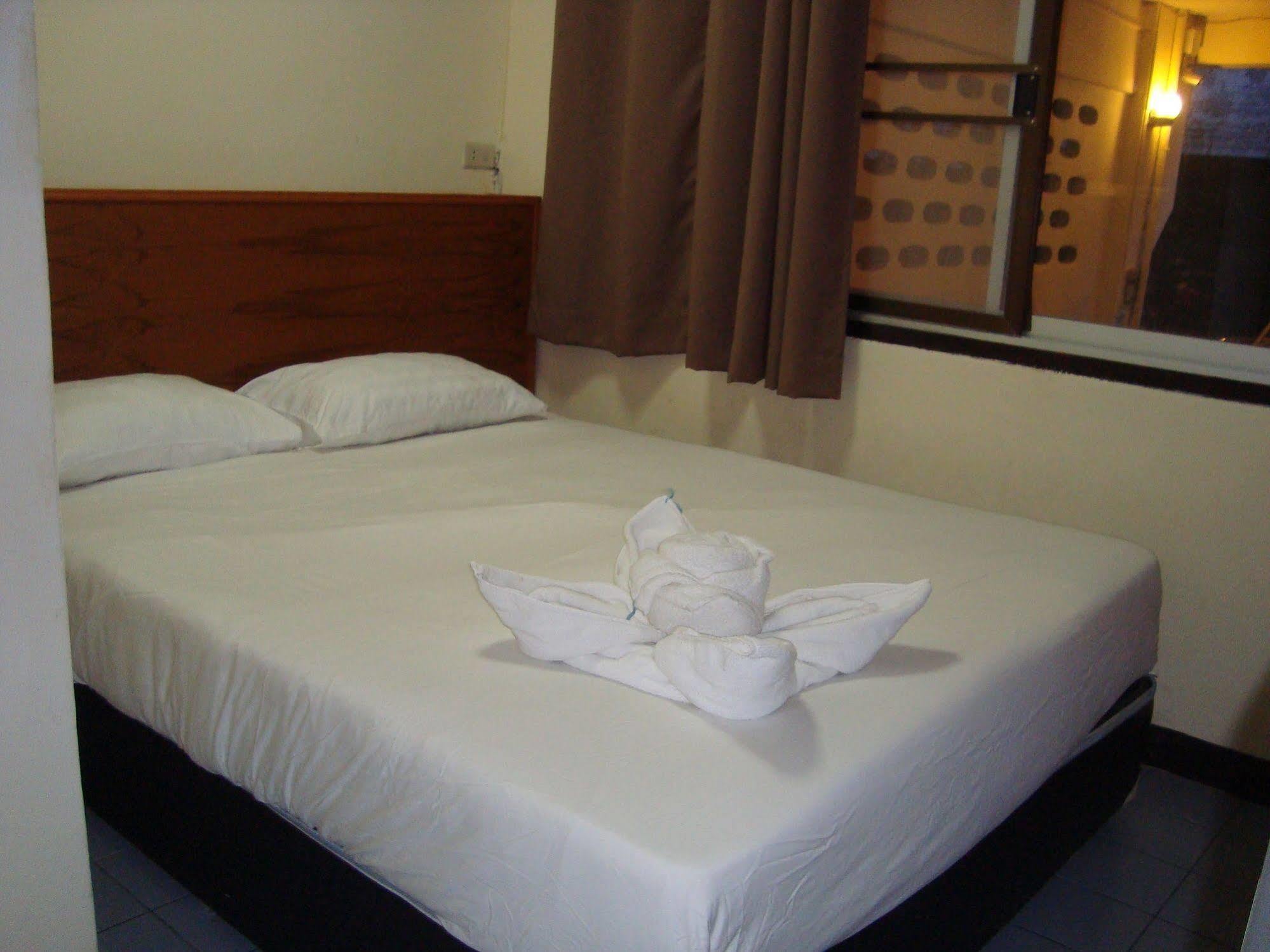 Hill Inn Pattaya Eksteriør bilde